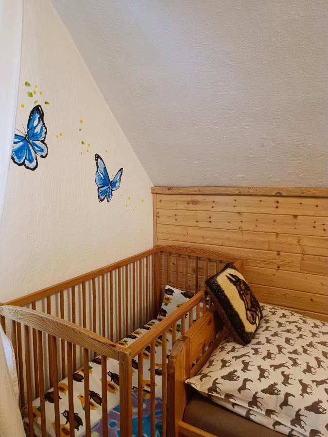 Jizdarna Malenovice Apartment Malenovice  Bagian luar foto