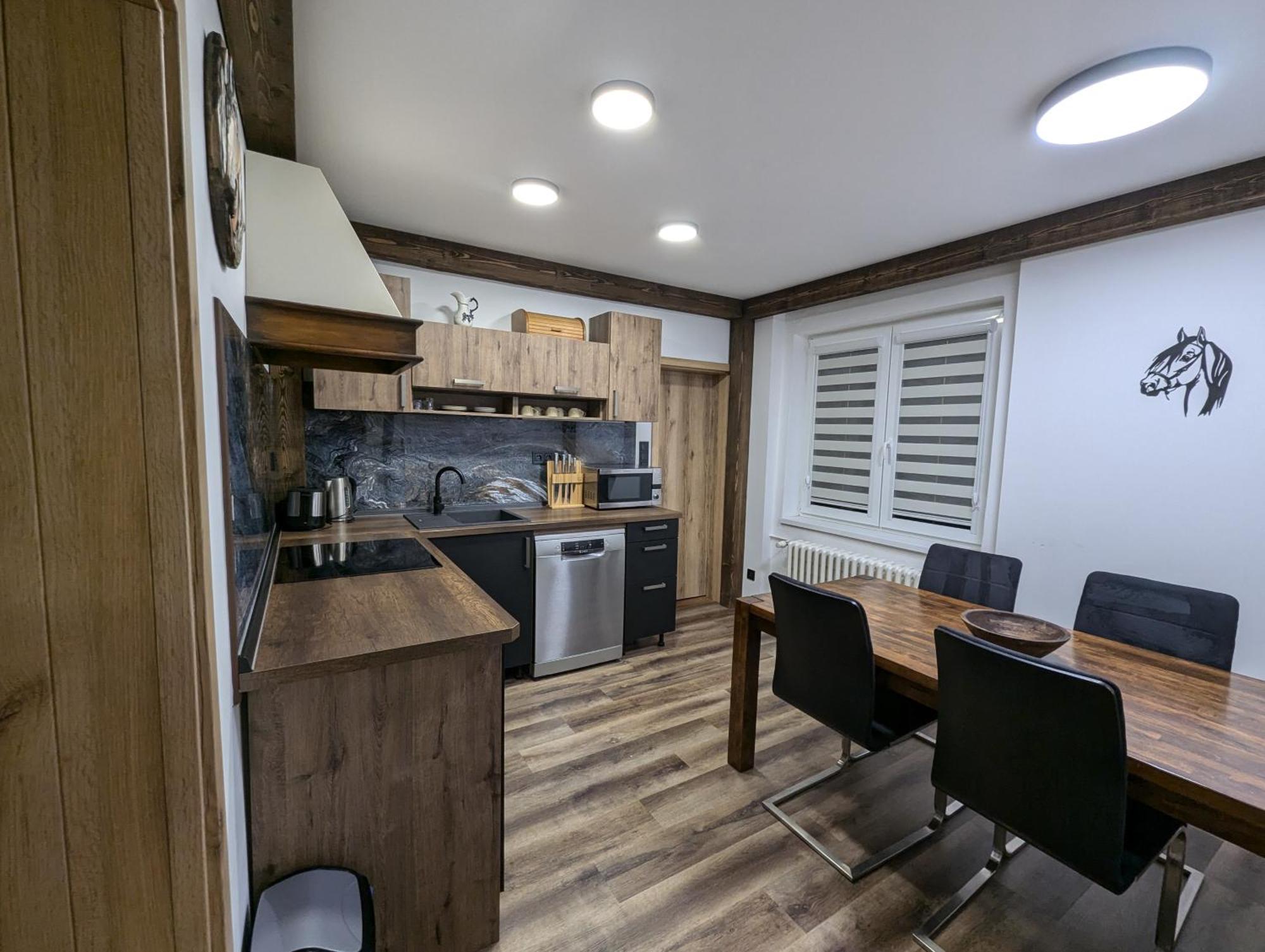 Jizdarna Malenovice Apartment Malenovice  Bagian luar foto