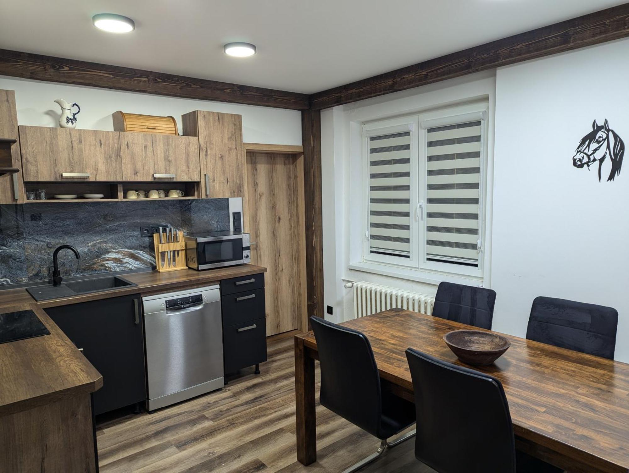 Jizdarna Malenovice Apartment Malenovice  Bagian luar foto