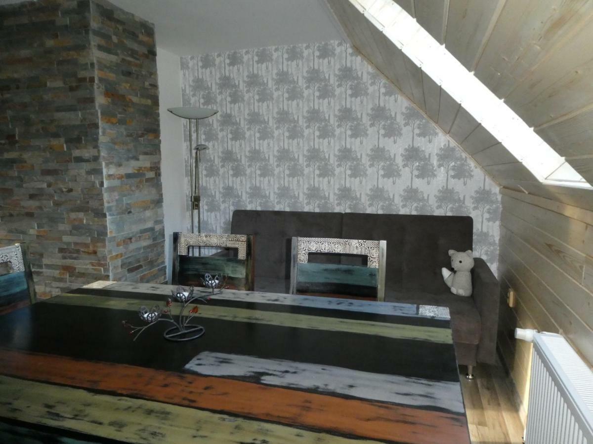 Jizdarna Malenovice Apartment Malenovice  Bagian luar foto