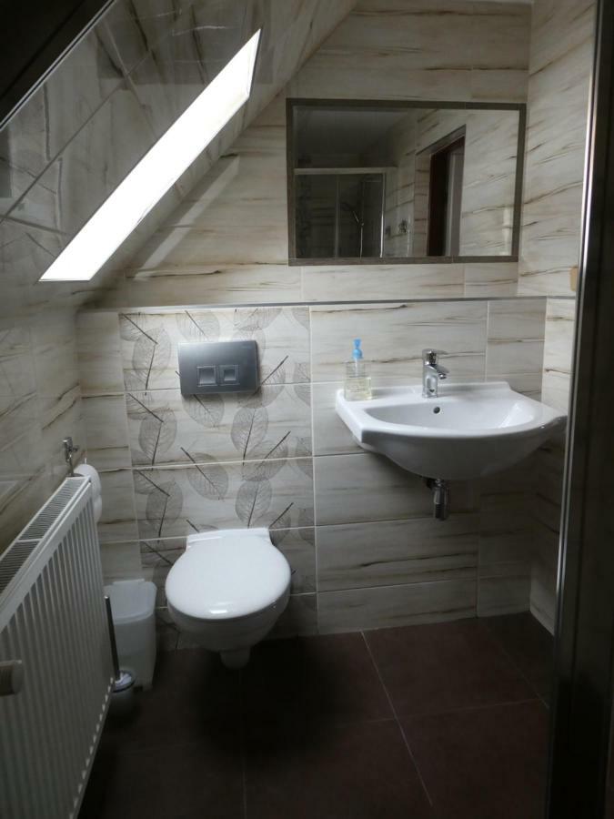 Jizdarna Malenovice Apartment Malenovice  Bagian luar foto