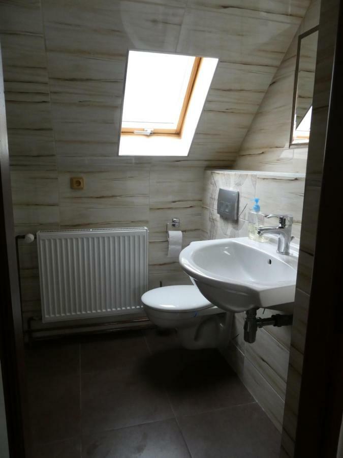 Jizdarna Malenovice Apartment Malenovice  Bagian luar foto